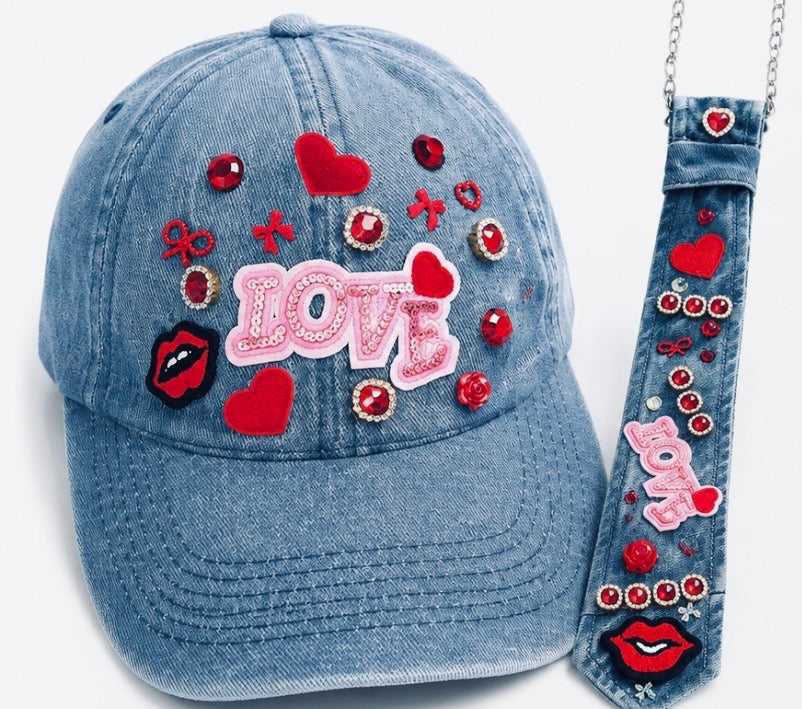 All the Hearts Stay - Junk Jewel Tie Necklace and Hat Set