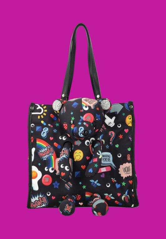 Eyes on The Bear Tote in Black