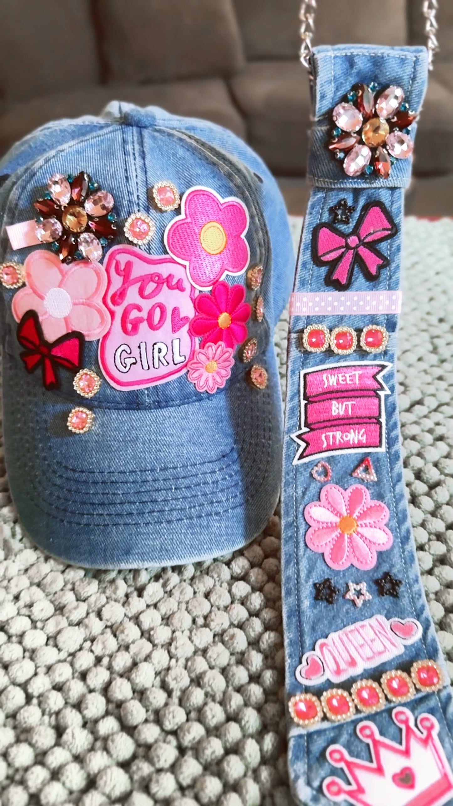 Pink Intentions Junk Jewelry Hat/Tie Set